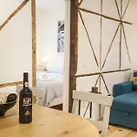 Graça Traditional 2 bedroom apartment